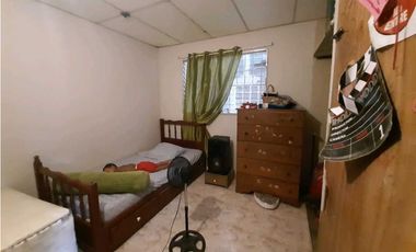 VENDO CASA EN ARRAIJAN VALLE HERMOSO AVENIDA PALMA REAL