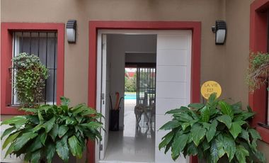 CASA VENTA LOMAS DE SAN ISIDRO HORQUETA