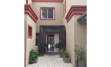 CASA VENTA LOMAS DE SAN ISIDRO HORQUETA