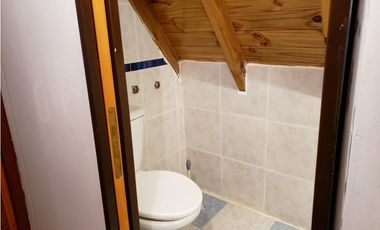 CASA ESTILO CABAÑA EN EXCELENTE ZONA DE VALERIA DEL MAR
