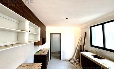 Departamento en zona Av. Murillo Vidal en venta segundo nive