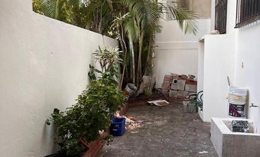 Casa en Unidad Nacional