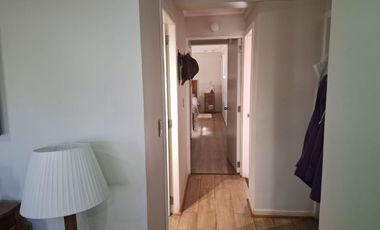 Linda casa de un piso, en Calle Ramón Olate