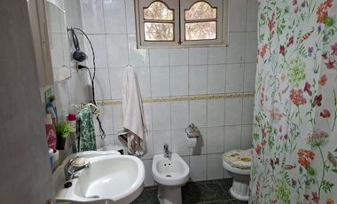 Casa y Parcela de 1 Hectárea en sector San Antonio Encina