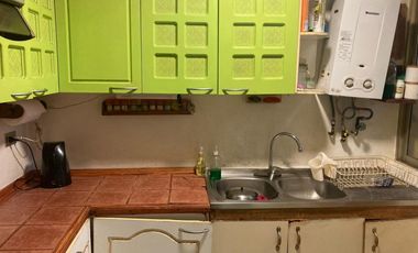 Casa de un piso, en Calle Yerbas Buenas