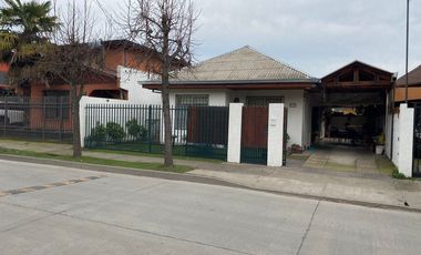 Casa de un piso, en Calle Yerbas Buenas