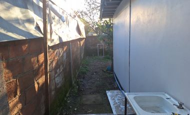 Casa de un piso, a pasos de Calle Rengo