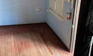 Casa y Local Comercial , a dos cuadras de Plaza de Armas