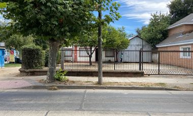Casa y Local Comercial , a dos cuadras de Plaza de Armas