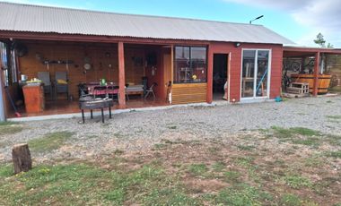 Casa y Parcela de Media Hectárea en Yerbas Buenas