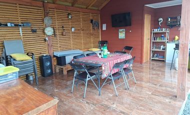 Casa y Parcela de Media Hectárea en Yerbas Buenas