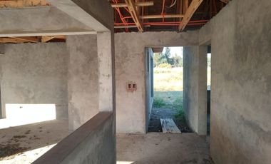 Casa y Parcela de Media Hectárea en Loteo Pamparrasa