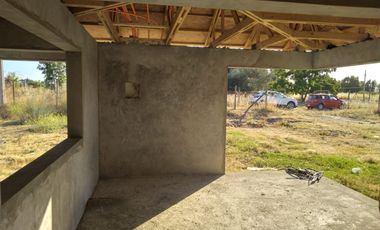Casa y Parcela de Media Hectárea en Loteo Pamparrasa