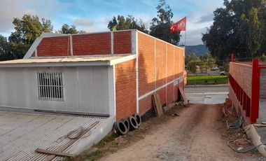 Local Comercial y sitio en comuna de Hualañe