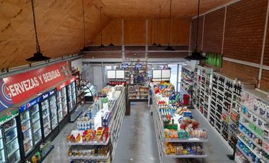 Local Comercial y sitio en comuna de Hualañe