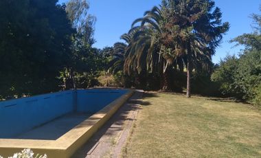 Casa y Parcela de Media Hectárea, ubicada en Villa Alegre
