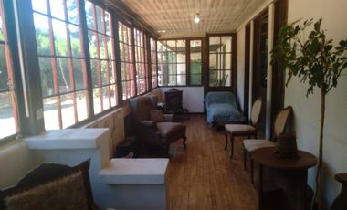Casa y Parcela de Media Hectárea, ubicada en Villa Alegre