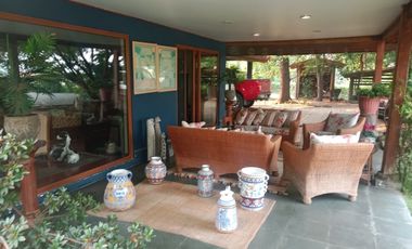 Exclusiva Parcela de 7,44 Hectàreas, con Casa