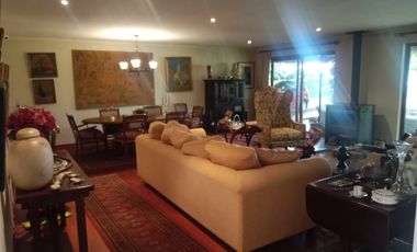 Exclusiva Parcela de 7,44 Hectàreas, con Casa