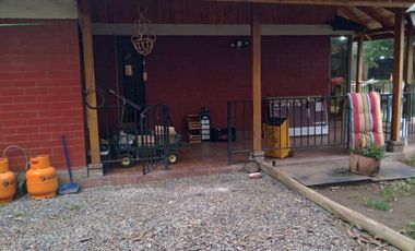 Linda Casa en Parcela de Media Hectàrea