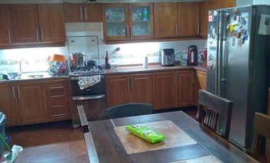 Linda Casa en Parcela de Media Hectàrea