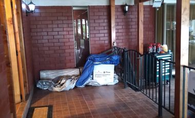Linda Casa en Parcela de Media Hectàrea