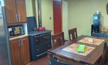 Linda Casa en Parcela de Media Hectàrea