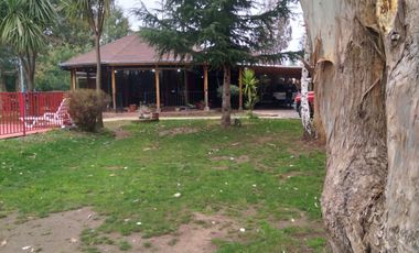 Linda Casa en Parcela de Media Hectàrea