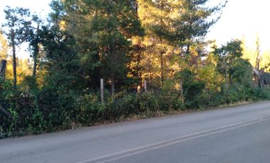 Parcela con casa, en Pueblo de Rari
