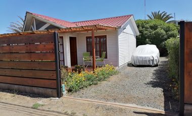 Casa en la Playa, Sector Lipimavida comuna Vichuquen