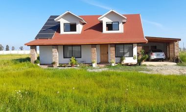 Casa en Parcela de 5.800.- Mts2 , sector Guadantun