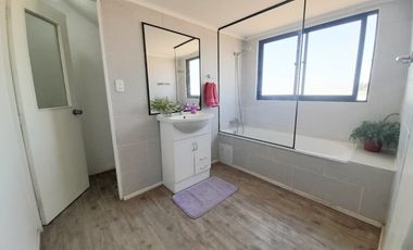 Casa en Parcela de 5.800.- Mts2 , sector Guadantun