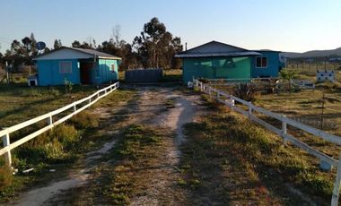 Se vende 2 casas en Parcela de 5.000.- Camino a Caliboro