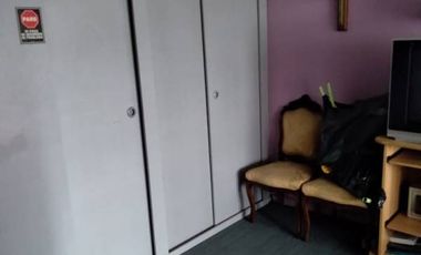 Casa de Dos Pisos en Avda Pdte Ibañez