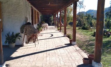 Linda Parcela con casa de 400 Mts2 construìdos y Camping