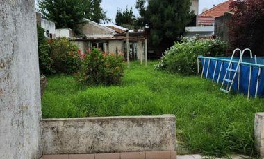 VENTA SM Castelverde 2870 Quilmes 320m2 Terreno
