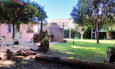 VENTA CHALET 3 DORMI, 2 BAÑ Y GRAN PARIQUE MIRAMAR