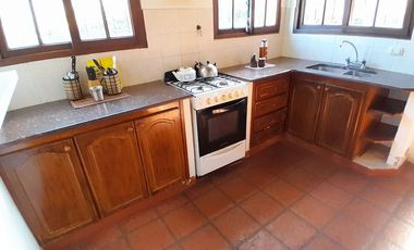 VENTA CHALET 3 DORMI, 2 BAÑ Y GRAN PARIQUE MIRAMAR