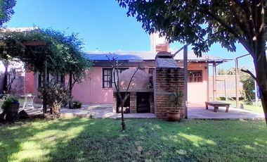 VENTA CHALET 3 DORMI, 2 BAÑ Y GRAN PARIQUE MIRAMAR