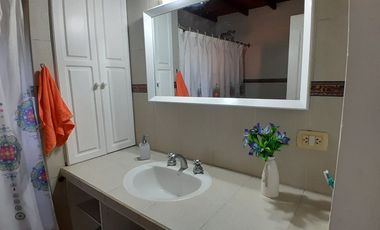 VENTA CHALET 3 DORMI, 2 BAÑ Y GRAN PARIQUE MIRAMAR
