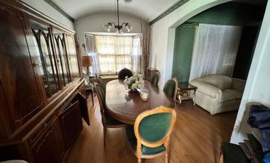 IMPERDIBLE CHALET CONSTRUIDO SOBRE 2 LOTES 750MTS