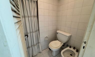 IMPERDIBLE CHALET CONSTRUIDO SOBRE 2 LOTES 750MTS