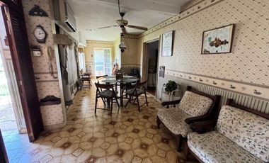 IMPERDIBLE CHALET CONSTRUIDO SOBRE 2 LOTES 750MTS