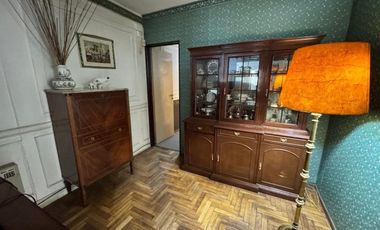 IMPERDIBLE CHALET CONSTRUIDO SOBRE 2 LOTES 750MTS