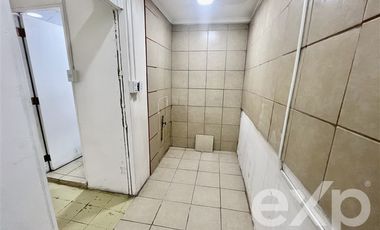 Local Comercial en Arriendo en Gluck 3196