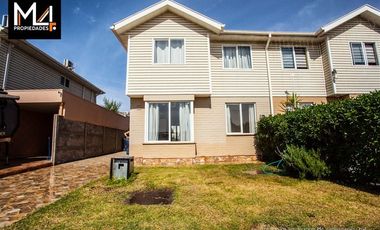 Casa en Arriendo en Valle Grande