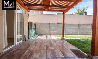 Casa en Arriendo en Valle Grande