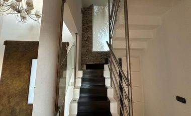 INCREIBLE CASA EN SAN ISIDRO LABRADOR AL AGUA