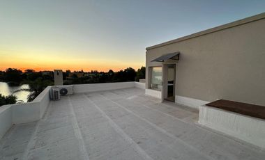 INCREIBLE CASA EN SAN ISIDRO LABRADOR AL AGUA