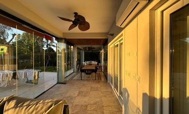 INCREIBLE CASA EN SAN ISIDRO LABRADOR AL AGUA